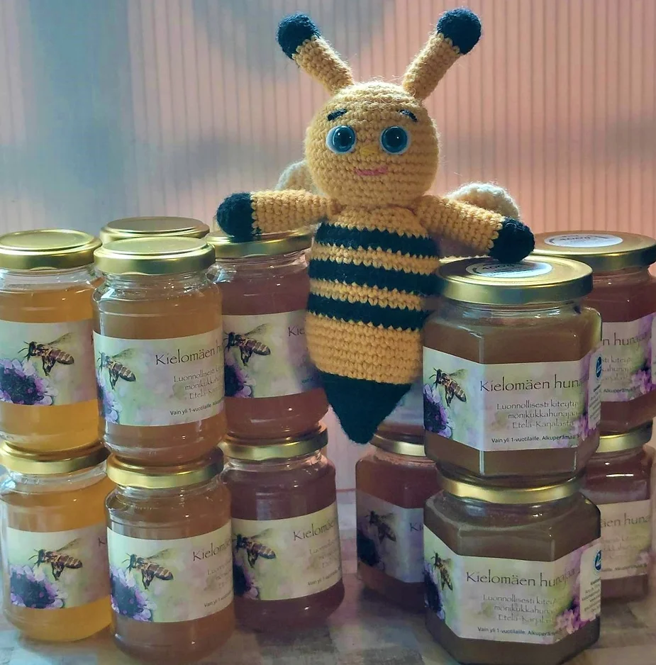 Lasipurkkeja laivalla Englantiin